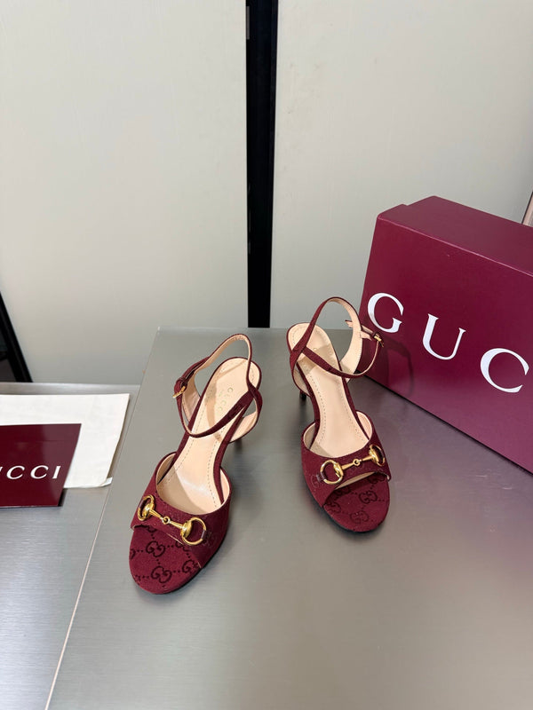 GG Buckle Stiletto Round Toe Heel Height 85mm Burgundy in Monogram 784462