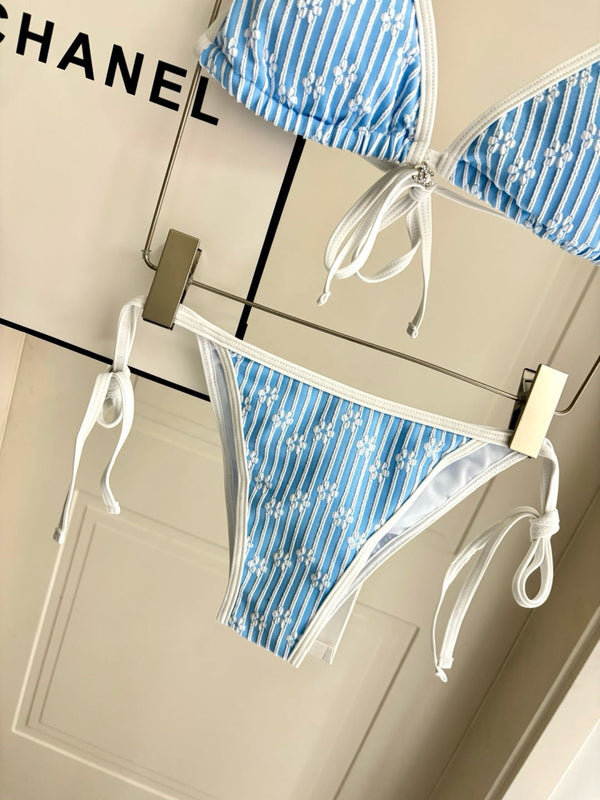 CC Bikini Set in Floral Print Blue 289857
