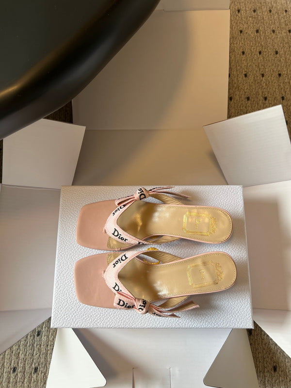 CD Heeled Thong Sandals Light Pink Embroidered Fabric