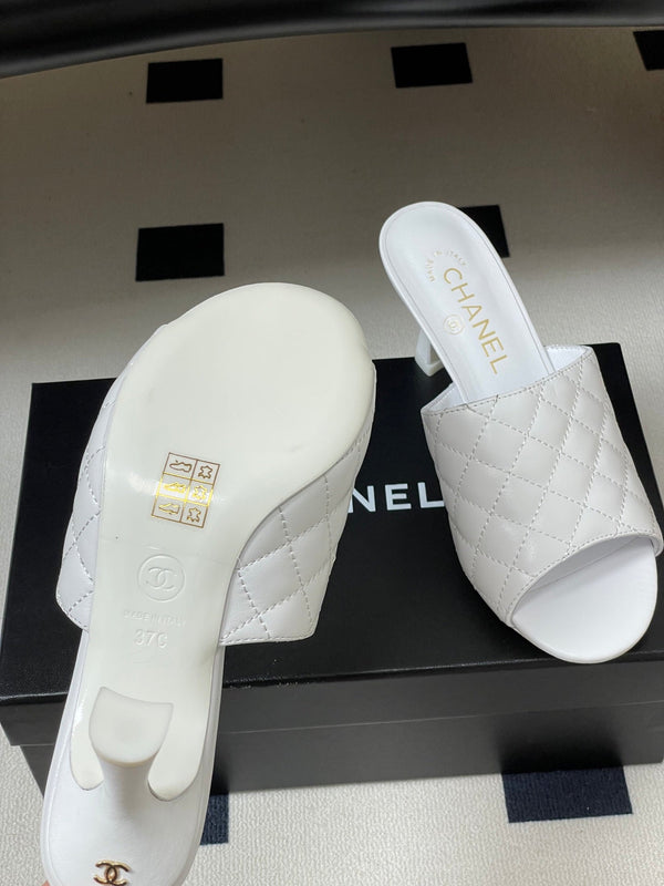 CC Quilted Heeled Sandal 8cm White Lambskin 834719
