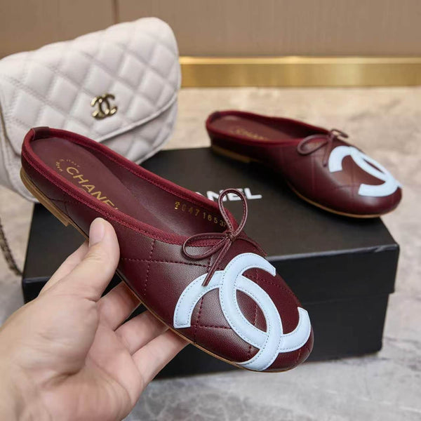 CC Coco Beach 26SS Flat Mules Burgundy Quilted Lambskin Blue Logo 840267