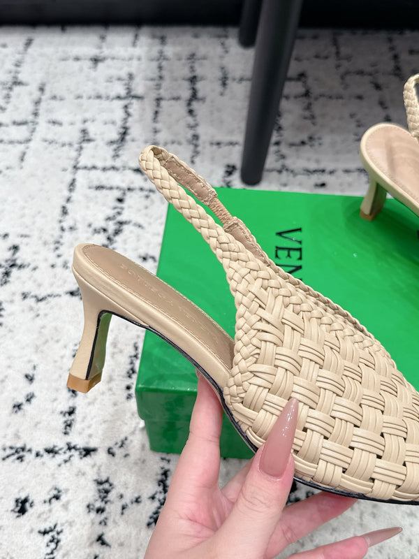 BV 26ss Intrecciato Slingback Heels 5.5cm Begie Woven Leather 858419