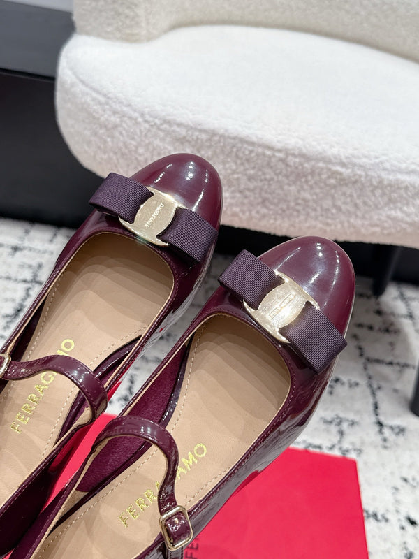 FG Vara Bow Round Toe Mary Jane Pumps 3.5cm Burgundy Patent Leather 458403