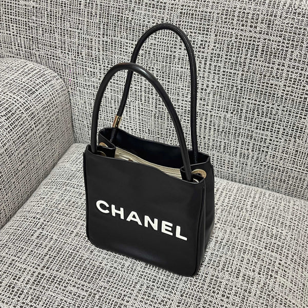 CC Vintage Tote Bag Embossed Camellia 25cm White Lettering Black Calfskin