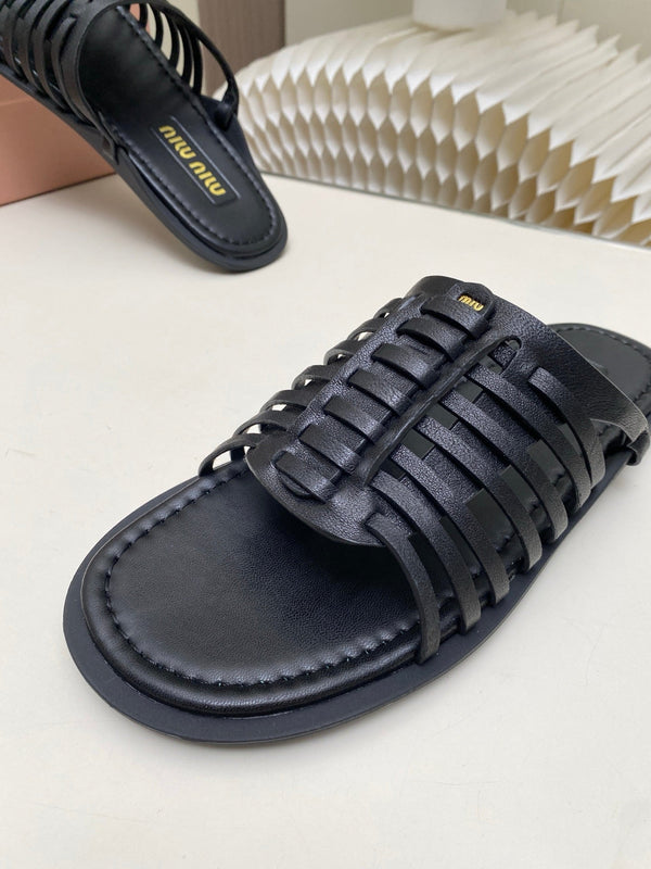 Miu Briarwood Slides Black Cowhide Leather 881413