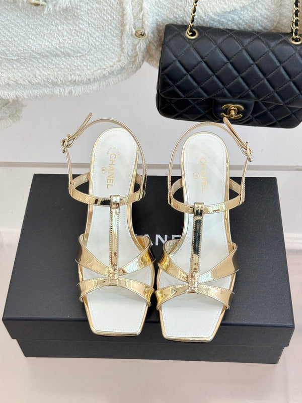 CC 26A Strappy Stiletto Sandals Gold Patent Leather 878664