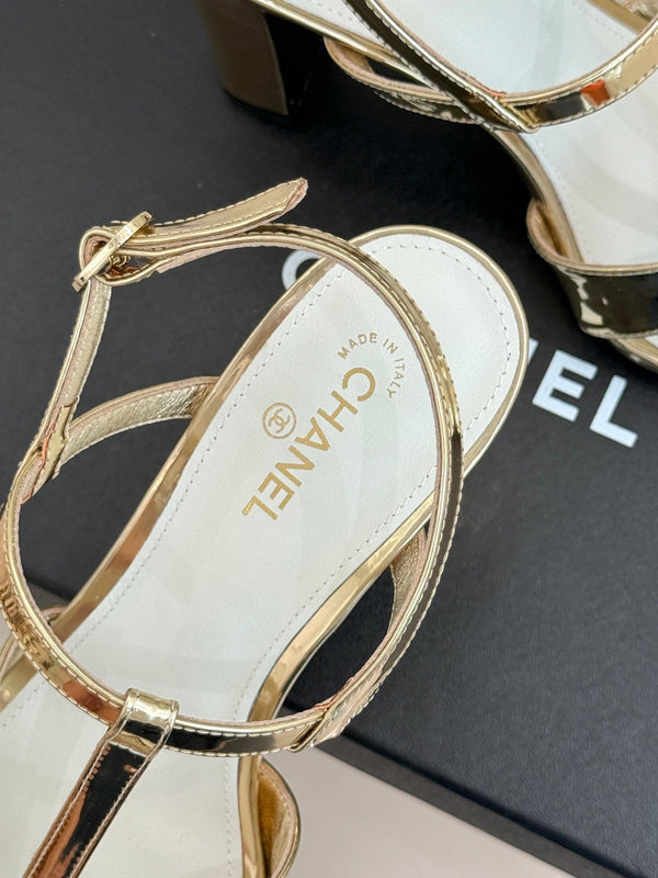 CC 26A Strappy Stiletto Sandals Gold Patent Leather 878664