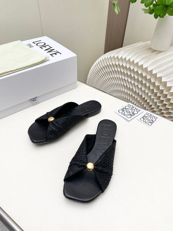 Loew Pebble Soft Slides Black Lambskin Leather 881383