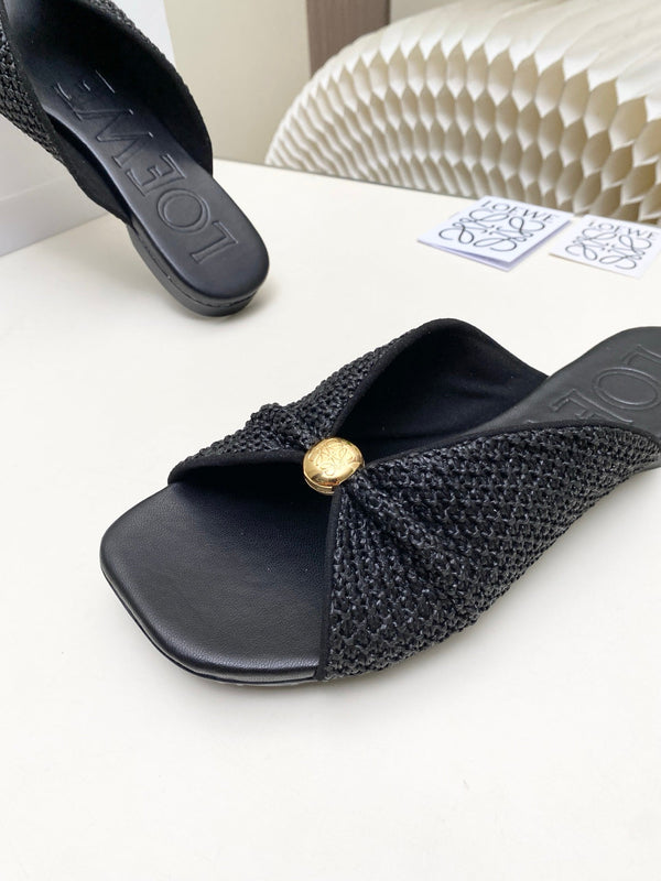 Loew Pebble Soft Slides Black Lambskin Leather 881383