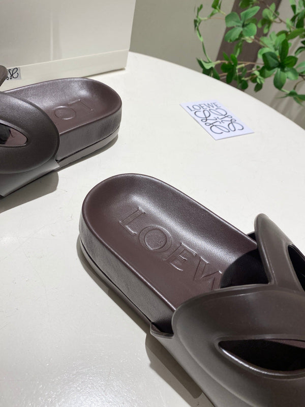 Loew Ease Monogram Slides Chocolate Lambskin Leather 881377