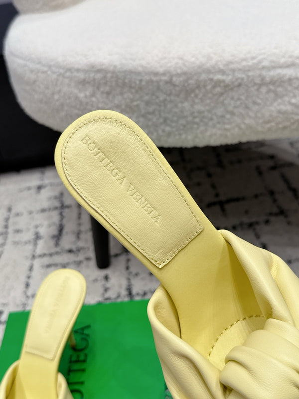 BV Knot Mule Sandals 9cm Yellow Lambskin Leather 880933