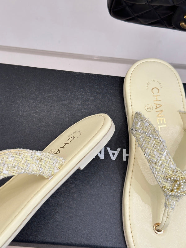 CC Crystal Logo Platform Thong Sandals Flat Light Yellow Tweed 887778