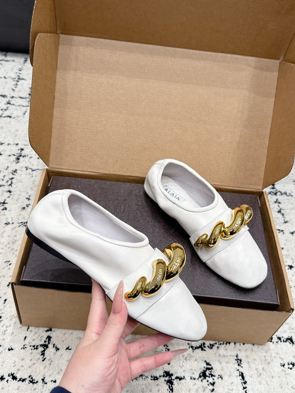 Alai Chain GHW Ballet Flats White Cowhide Leather 880772