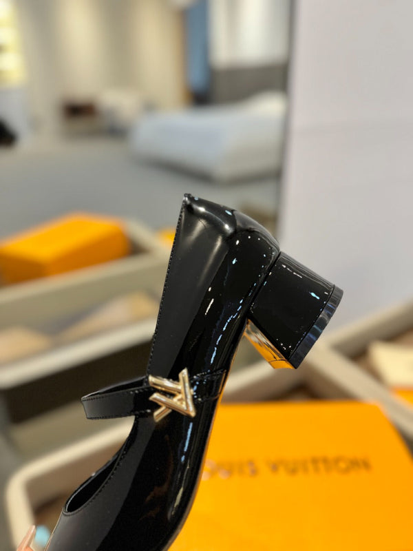 LV Romy Mary Jane Pumps Black Patent Leather 893581