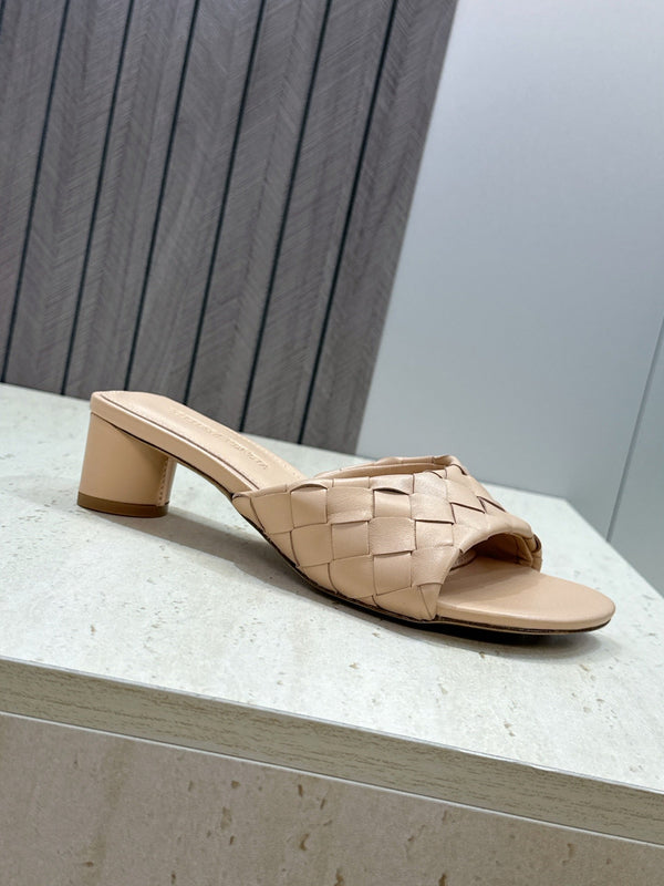 BV 26s Blink Intrecciato Mules 4.5cm Beige Leather 896573