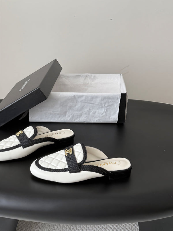 CC Quilted Logo Strap Mules White Leather 914193