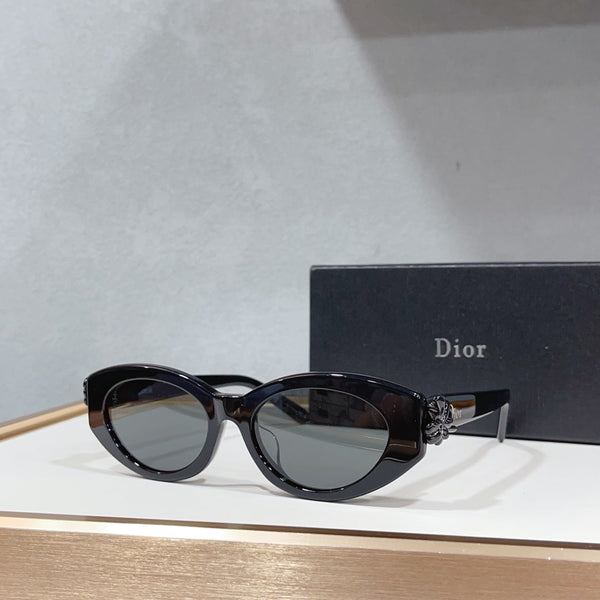 CD Sunglasses 108