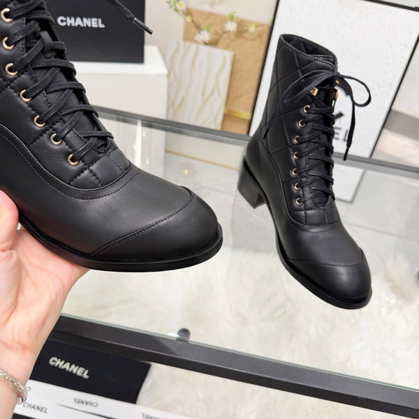 CC Lace-Up Ankle Boots 5CM Black Quilted Leather 958903