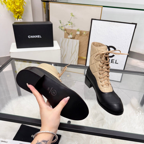 CC Lace-Up Ankle Boots 5CM Beige Black Quilted Leather 958902