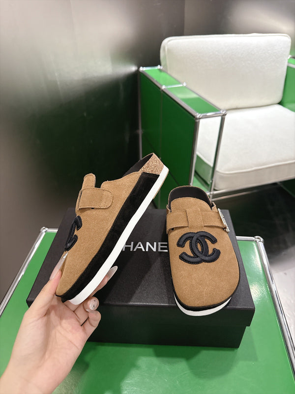 CC Slip-On Mules Crystal Buckle Brown Suede 960362