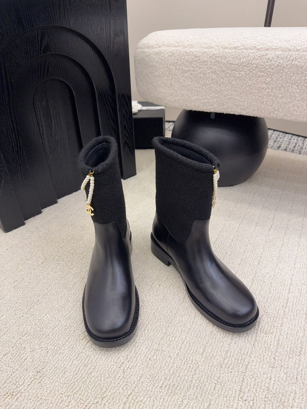 CC Mid-Calf Boots 4CM Pearl Chain Gold Charm Black Knit & Leather 961502
