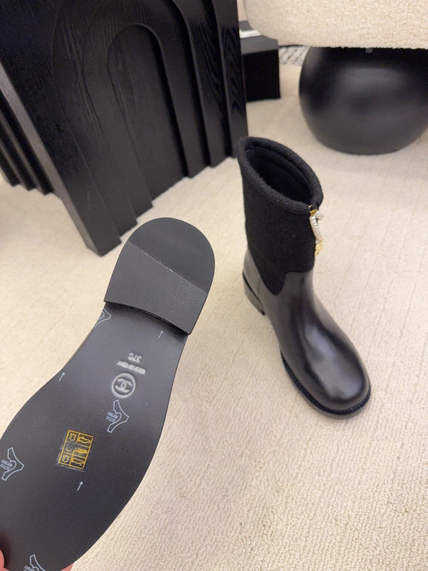 CC Mid-Calf Boots 4CM Pearl Chain Gold Charm Black Knit & Leather 961502
