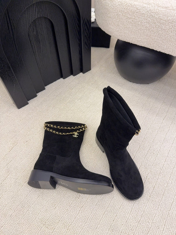 CC Mid-Calf Boots 4CM Gold Chain Charm Black Suede 961499