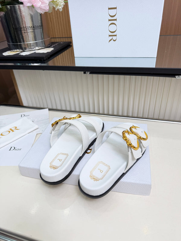 CD Médaillon Buckle Slide White Leather 987053