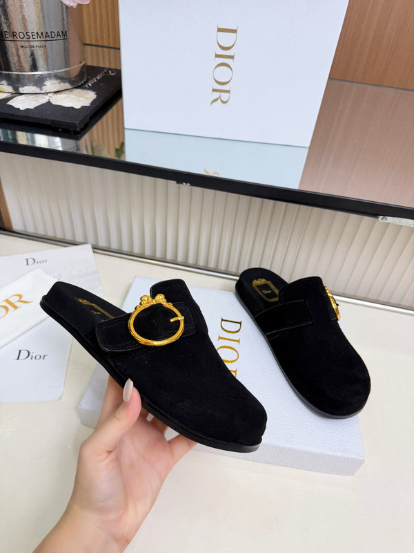 CD Médaillon Buckle Mules Black Suede 987049