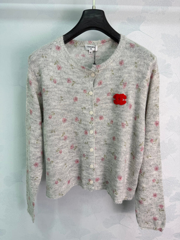 CC Crewneck Knit Cardigan Floral Wool 426062