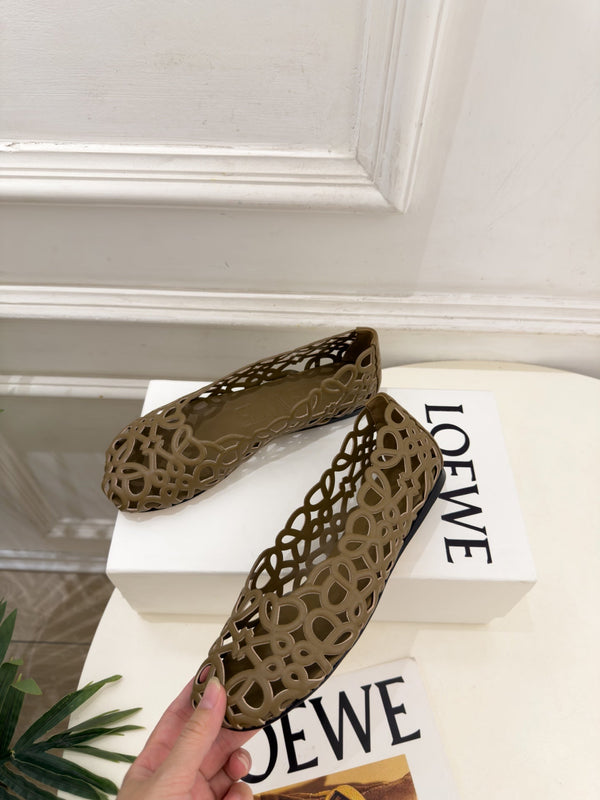 LW Petal Anagram Ballet Flats Pale Chocolate Leather 111594