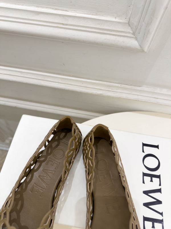 LW Petal Anagram Ballet Flats Pale Chocolate Leather 111594