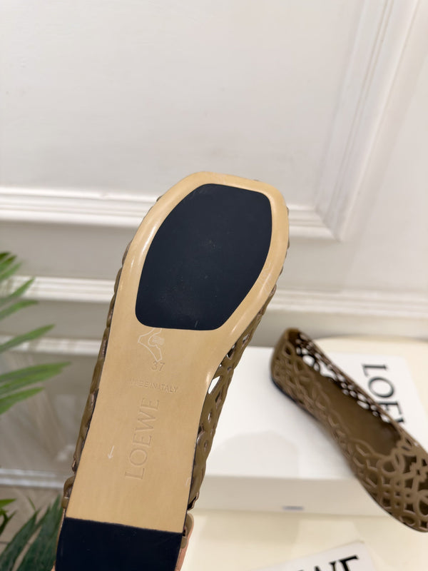 LW Petal Anagram Ballet Flats Pale Chocolate Leather 111594