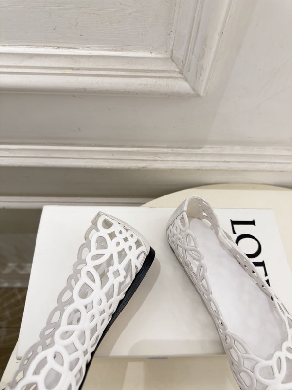 LW Petal Anagram Ballet Flats Pale White Leather 111593