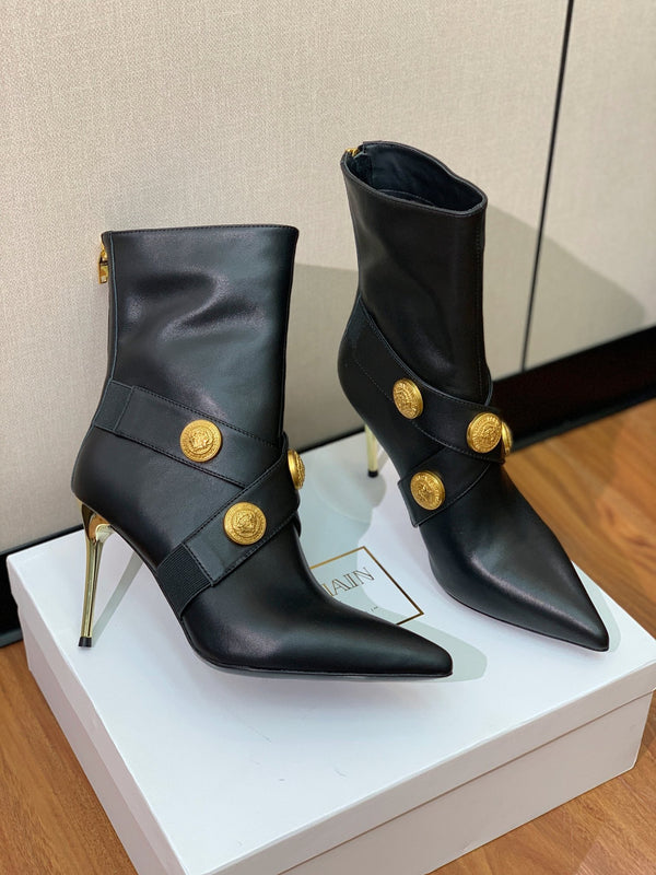 BM 26S Pointed-Toe Boots 10.5cm Gold Logo Buttons Black Leather 111356