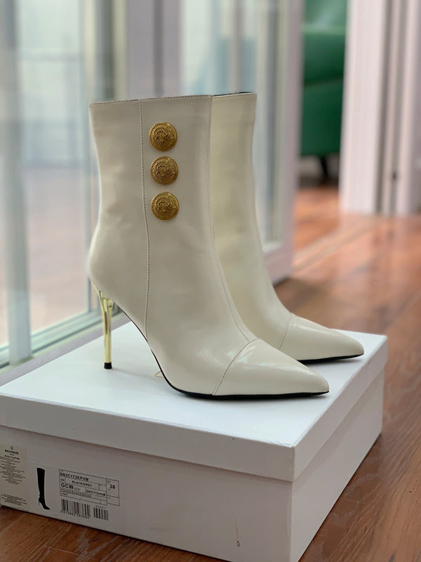 BM 26S Roni Ankle Boots 10.5cm Gold Buttons White Leather 111336