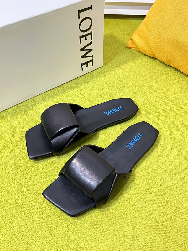 LW 26S Origami Slide Sandals Black Leather 137669