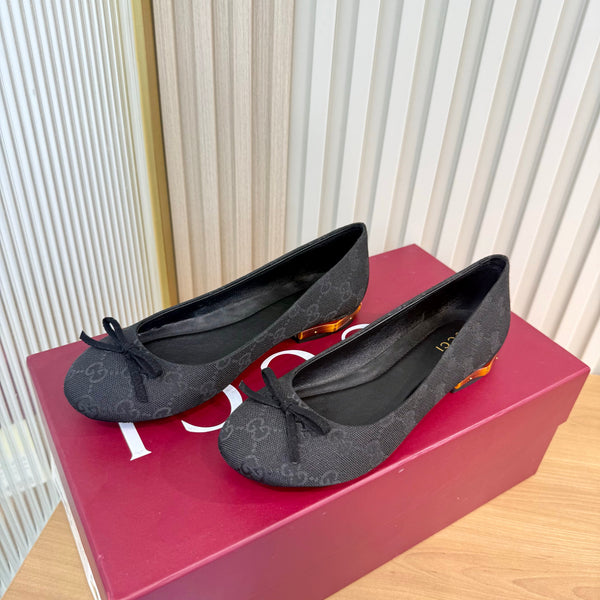GG 26S Horsebit Ballet Flats Bow Detail Black GG Canvas 141309