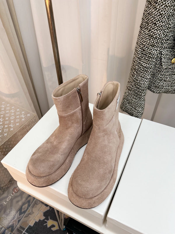 TR 26S Platform Ankle Boots 4cm Side Zip Beige Suede 140946