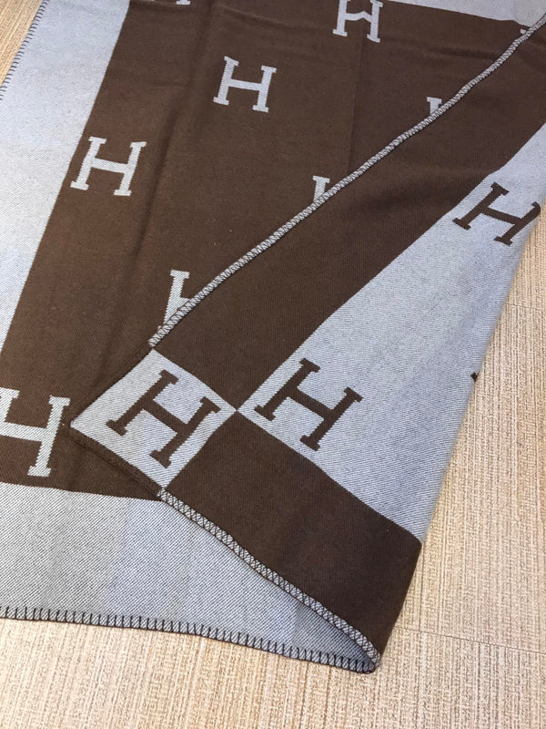 HM Avalon Blanket Brown Mix Gray Cashmere Wool 762022