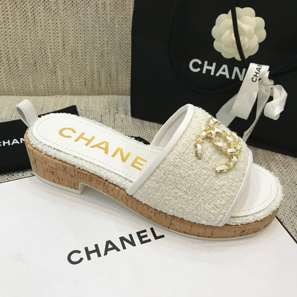 CC 26s Wooden Slippers White Tweed Lambskin 916900