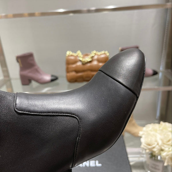 CC 26s Cap-Toe Block-Heel Ankle Boots 5cm Black Leather 966881
