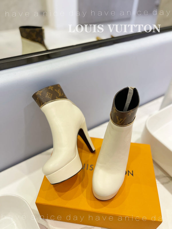 LV Afterglow Boot 10.5 Cream Cowhide Monogram Canvas