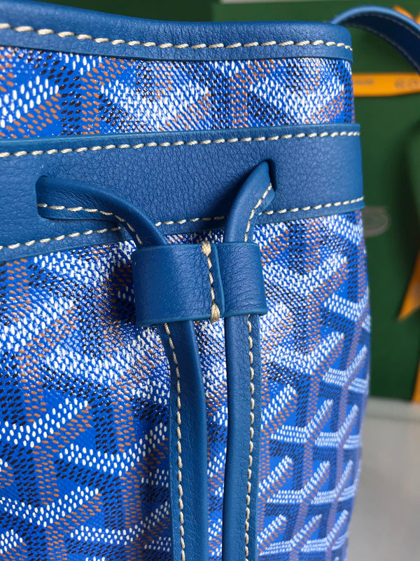 PETIT FLOT BUCKET BAG 22 IN SAPPHIRE BLUE GOYARDINE CANVAS AND LAMBSKIN TRIM