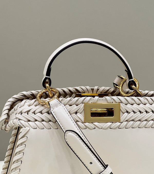 PEEKABOO ISEEU 27 IN WHITE SMOOTH CALFSKIN WITH WOVEN TRIM GOLD HARDWARE