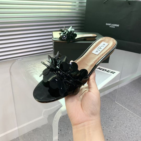 Alaia 25 Flower Slippers Glossy Black Sheepskin 293160