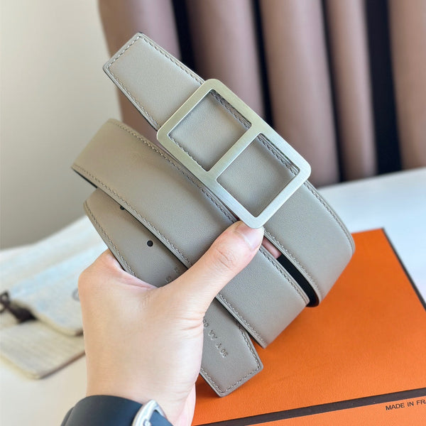 HM BELT BUCKLE & REVERSIBLE GREY PASTEL AND BLACK LEATHER STRAP 38MM SILVER HARDWARE