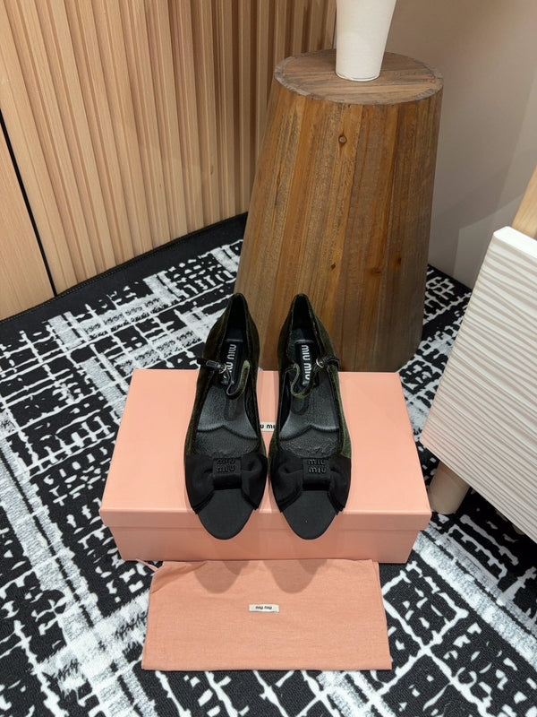 Miu Mary Jane Dark Green And Black Velvet