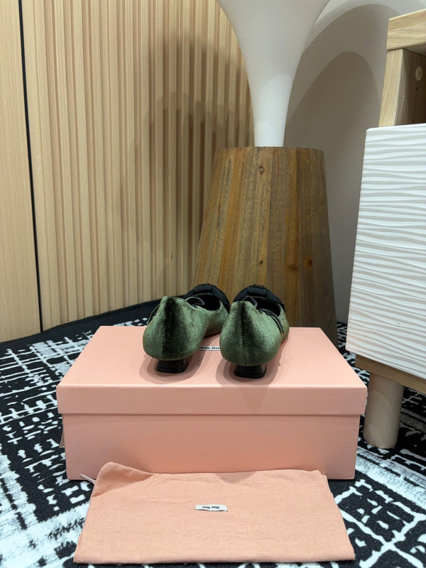 Miu Mary Jane Dark Green And Black Velvet