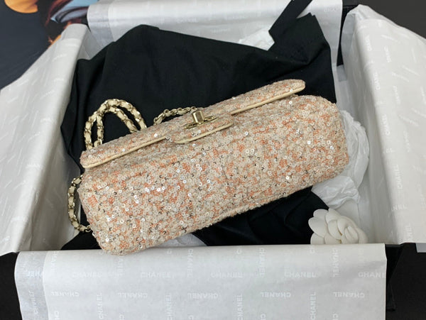 25C Flap Bag 20cm Beige Polka Dot Silver Sequin Calfskin